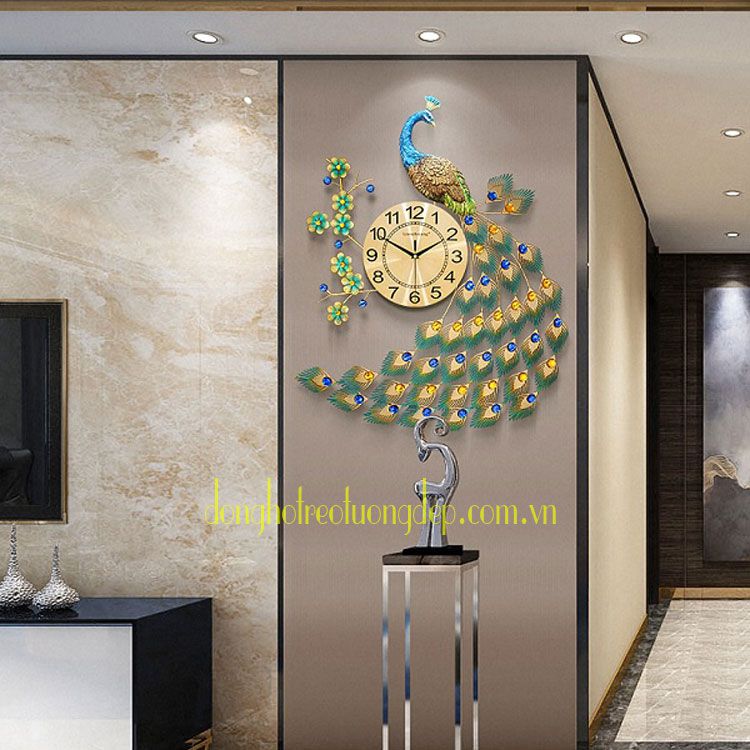 Dong-ho-treo-tuong-kim-loai-0.6