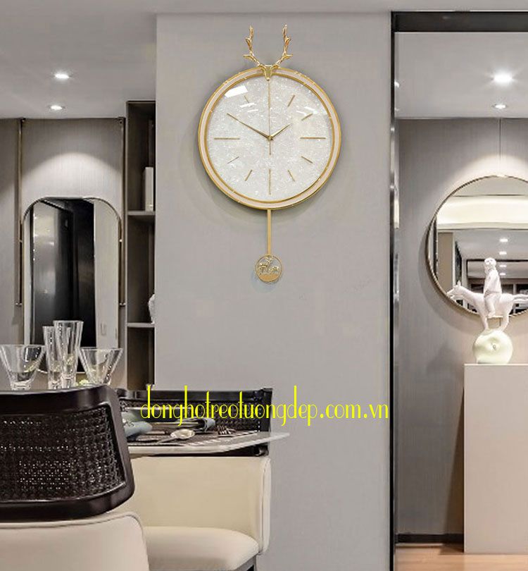 Đồng hồ treo tường