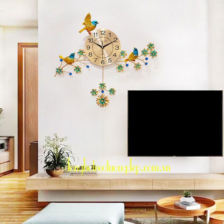 Dong-ho-treo-tuong-trang-tri-14.05
