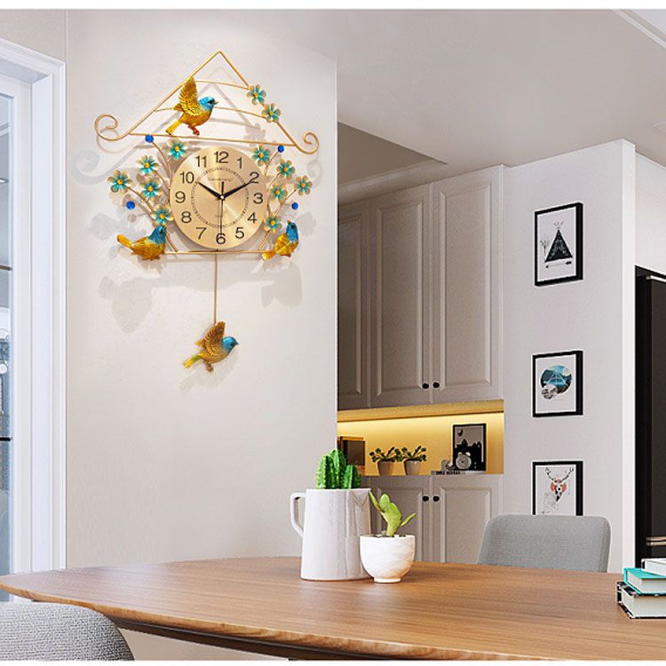 Dong-ho-treo-tuong-trang-tri-15.03