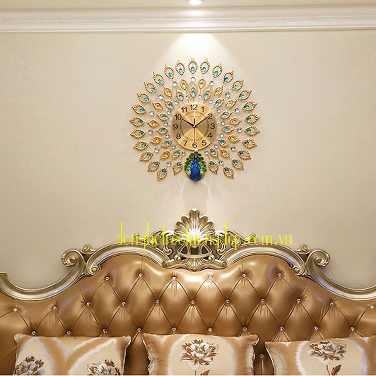 Dong-ho-treo-tuong-trang-tri-31.02